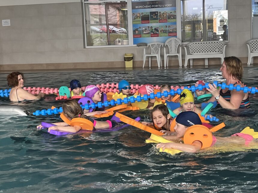 Plavání Benešov 3 🏊‍♂️🌊🏊‍♀️☀️