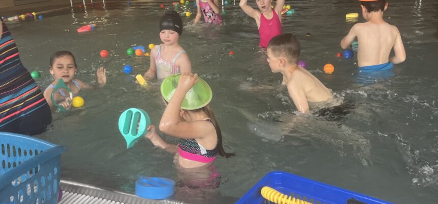 Plavání Benešov 10 🏊‍♂️🏊‍♀️🌊🐬